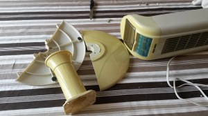 Fan with yellowing housing.